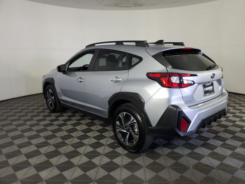 Used 2025 Subaru Crosstrek 2.5i Premium AWD/4WD image 6