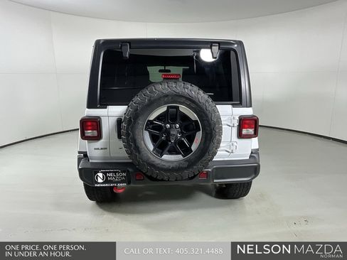 Used 2018 Jeep Wrangler Unlimited Rubicon w/ Dual Top Group image 9