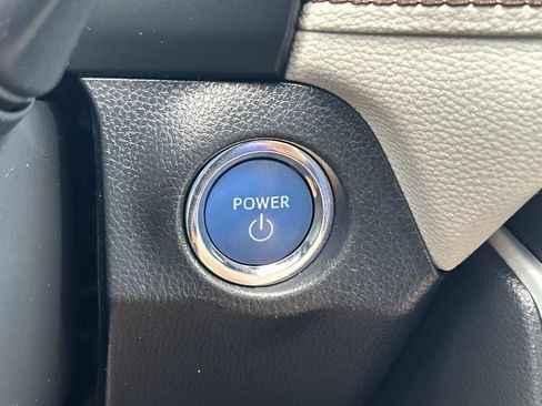 Used 2020 Toyota RAV4 XLE w/ Convenience Package AWD/4WD image 38