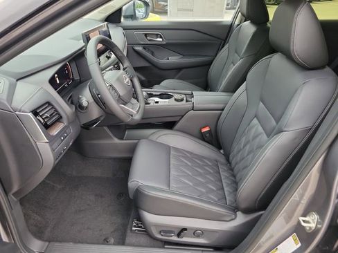 New 2026 Nissan Rogue Platinum AWD/4WD image 19