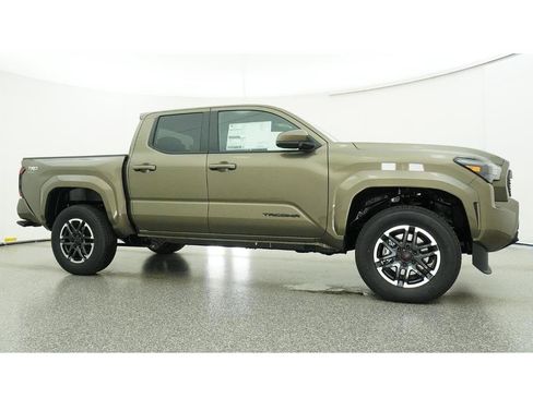 New 2026 Toyota Tacoma TRD Sport AWD/4WD image 28