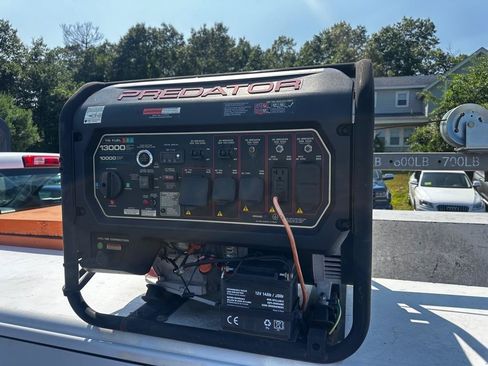 Used 2019 GMC Sierra 3500 4x4 Regular Cab w/ Sierra Convenience Package image 10