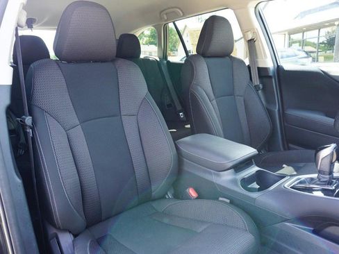 Used 2023 Subaru Outback Premium AWD/4WD image 28