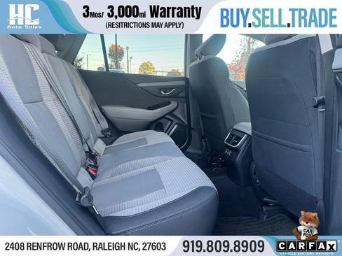 Used 2022 Subaru Outback Premium image 17