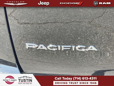 New 2026 Chrysler Pacifica Select FWD image 8