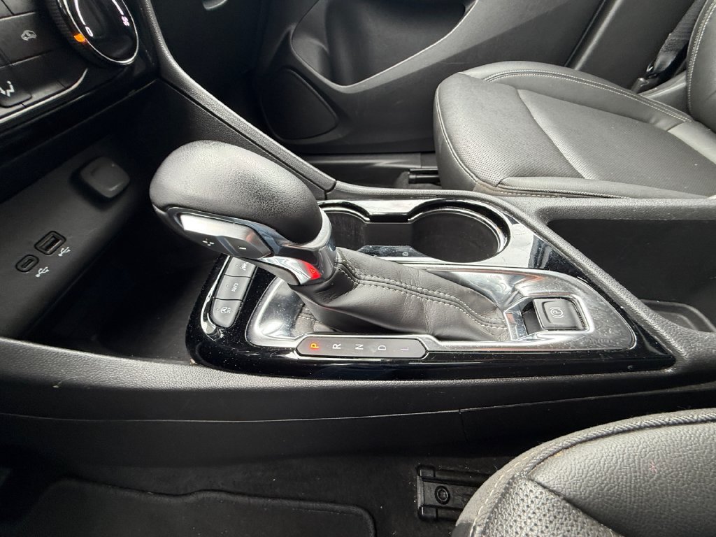 Used 2024 Buick Encore GX Sport Touring AWD/4WD image 31