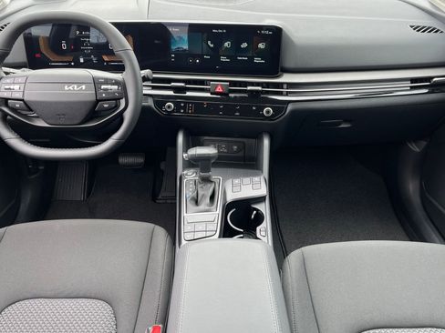 New 2026 Kia Sportage LX w/ LX Convenience Package AWD/4WD image 11