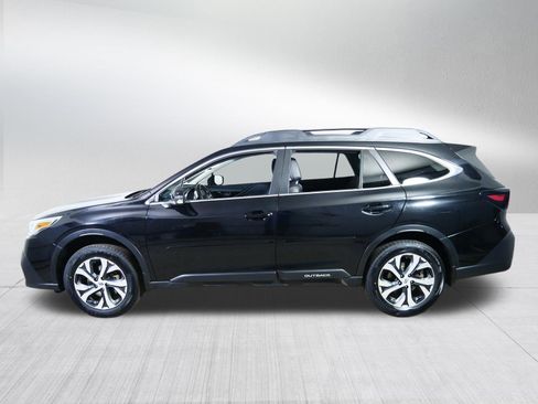 Used 2021 Subaru Outback Limited image 4