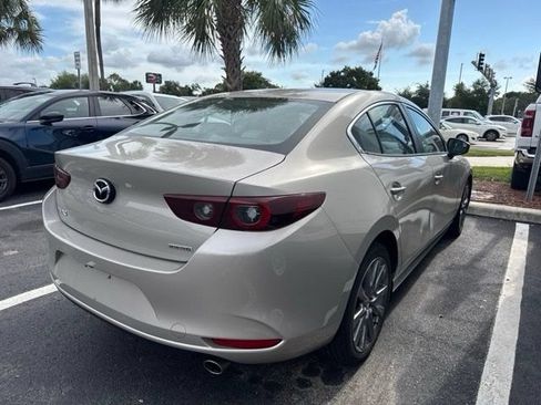 Used 2025 MAZDA MAZDA3 s FWD image 7