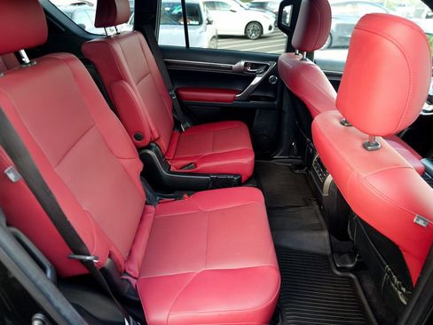 Used 2023 Lexus GX 460 Premium AWD/4WD image 33