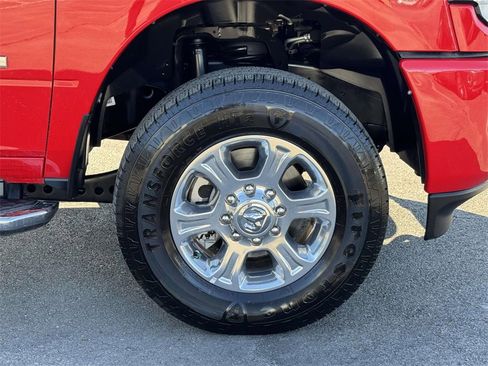 Used 2024 RAM 2500 Big Horn w/ Sport Appearance Package image 11