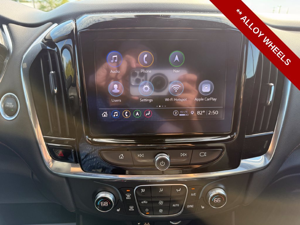 Used 2023 Chevrolet Traverse RS AWD/4WD image 24