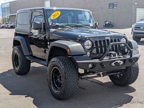 Used 2014 Jeep Wrangler Sport w/ Quick Order Package 24S AWD/4WD image 7