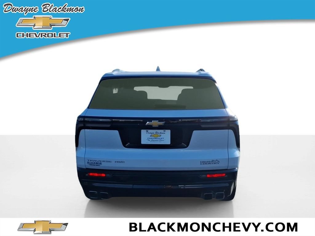 Used 2025 Chevrolet Traverse High Country w/ LPO, Floor Liner Package AWD/4WD image 4
