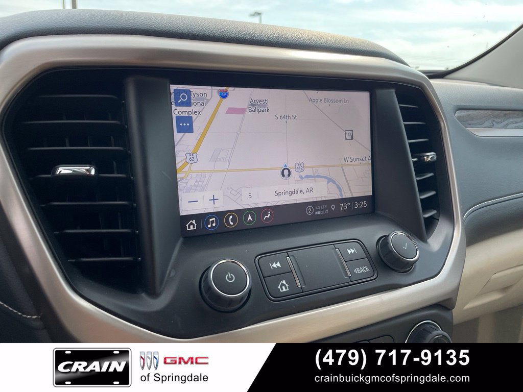 Used 2023 GMC Acadia Denali w/ Denali Ultimate Package FWD image 16