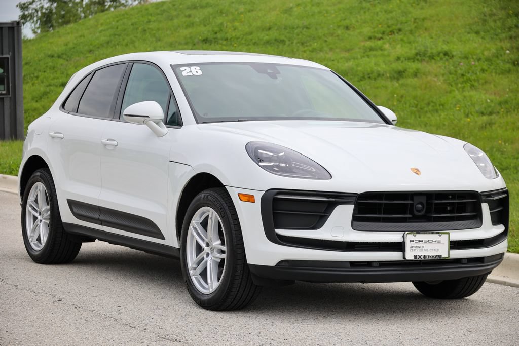 Certified 2026 Porsche Macan AWD/4WD image 32