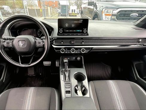 Used 2023 Honda Civic Sport image 13
