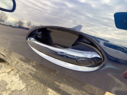 Used 2026 BMW X5 xDrive50e w/ Executive Package image 23