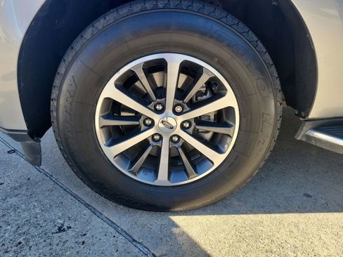 Used 2021 Ford Expedition XLT image 31