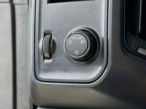 Used 2018 Chevrolet Silverado 1500 Custom w/ LPO, Street Package image 25