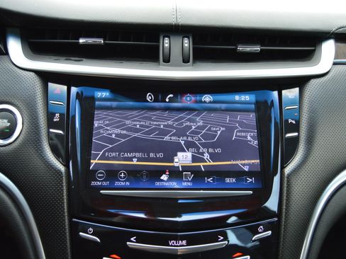 Used 2015 Cadillac XTS Luxury image 14