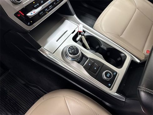 Used 2023 Ford Explorer XLT w/ Equipment Group 202A image 22