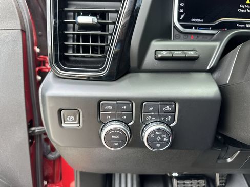 Certified 2024 GMC Sierra 2500 AT4 w/ AT4 Premium Plus Package AWD/4WD image 18