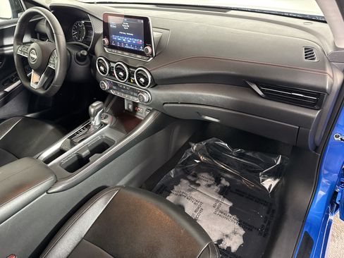 Used 2024 Nissan Sentra SR w/ SR Premium Package FWD image 30