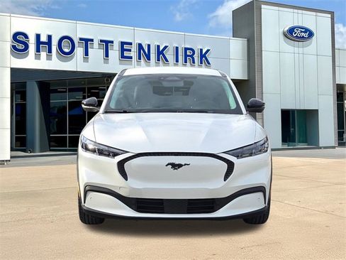 Used 2025 Ford Mustang Mach-E Select w/ Comfort Package Lite image 2