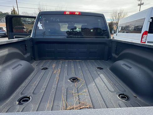 Used 2025 RAM 2500 Big Horn w/ Bed Convenience Group image 13