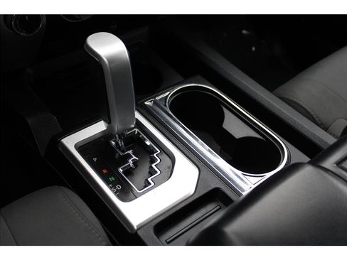 Used 2016 Toyota Tundra SR5 image 29