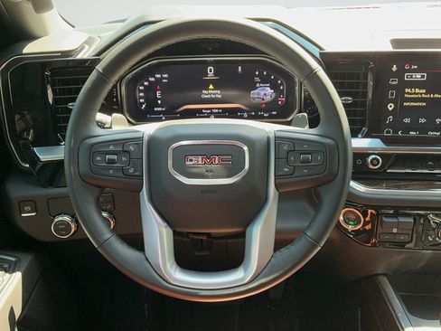 Used 2026 GMC Sierra 1500 Elevation RWD image 9