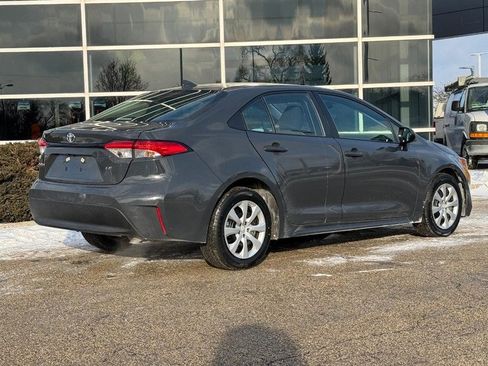 Used 2024 Toyota Corolla LE image 3