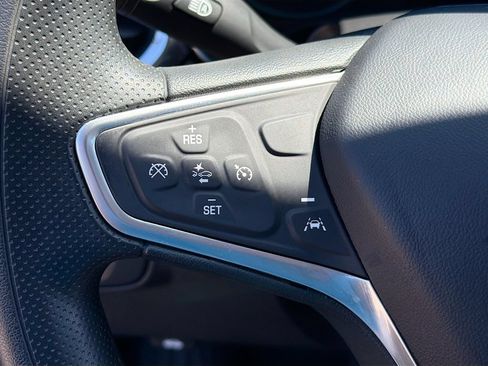 Used 2023 Chevrolet Equinox LS FWD image 18