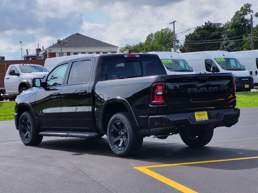Used 2025 RAM 1500 Big Horn AWD/4WD image 5