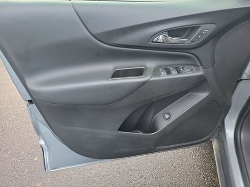 Used 2024 Chevrolet Equinox LT image 12