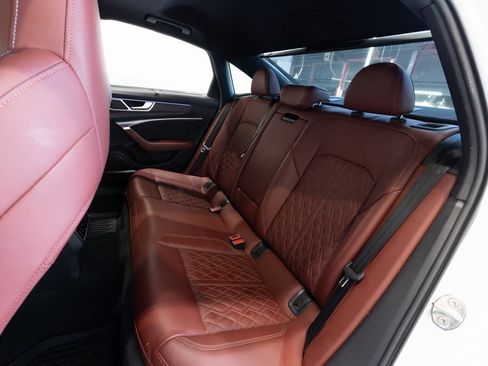 Used 2022 Audi S6 Prestige w/ Prestige Package image 21