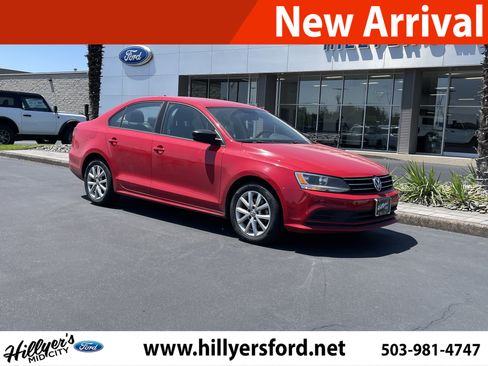 Used 2015 Volkswagen Jetta SE FWD image 5