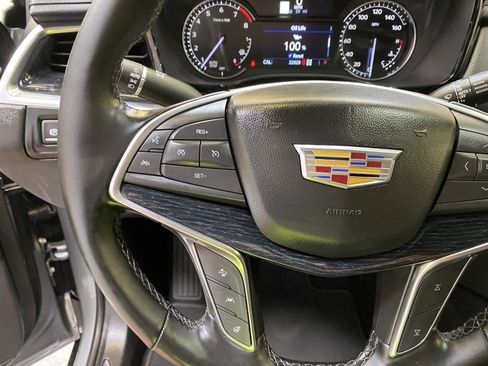 Used 2025 Cadillac XT5 Premium Luxury image 37
