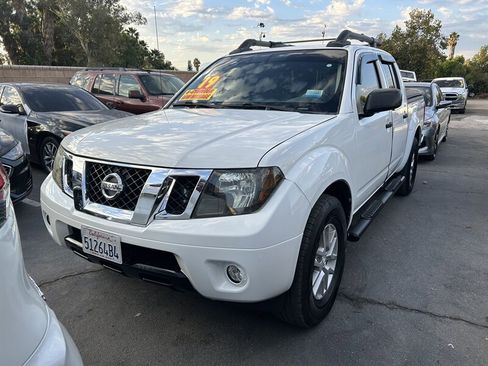 Used 2019 Nissan Frontier SV image 7