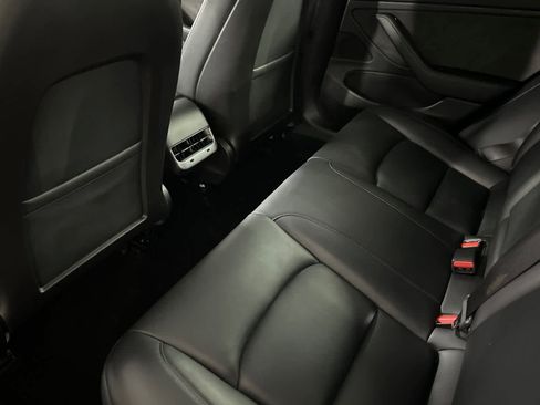 Used 2019 Tesla Model 3 Long Range image 4