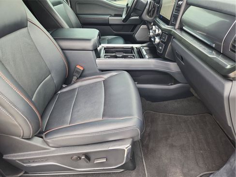 Used 2024 Ford F350 Lariat AWD/4WD image 28