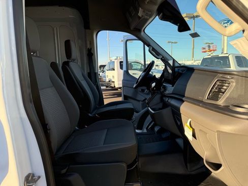 New 2026 Ford Transit 250 148 Medium Roof image 13