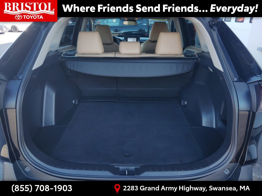 Used 2021 Toyota RAV4 XLE w/ Convenience Package AWD/4WD image 33