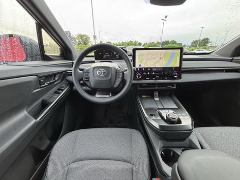 Used 2026 Toyota bZ FWD image 17