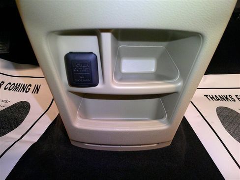 Used 2010 Honda CR-V EX image 31