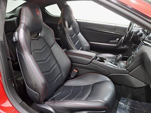 Used 2014 Maserati GranTurismo Sport image 26