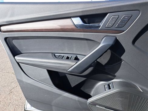 Certified 2023 Audi Q5 e Premium Plus w/ Premium Plus Package image 29