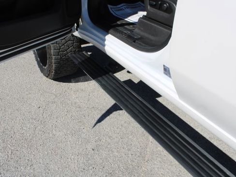 Used 2022 GMC Sierra 2500 Denali w/ Denali Ultimate Package image 22