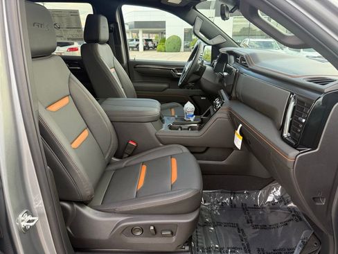 New 2026 GMC Sierra 1500 AT4 w/ AT4 Premium Package image 17